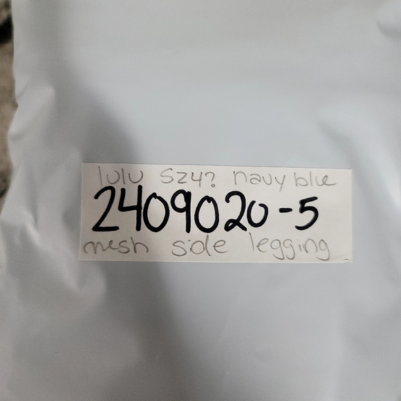 Lululemon High Times Pant (Wing Mesh) Leggings Womens 4 Deep Navy Luxtreme Yoga - Picture 14 of 16